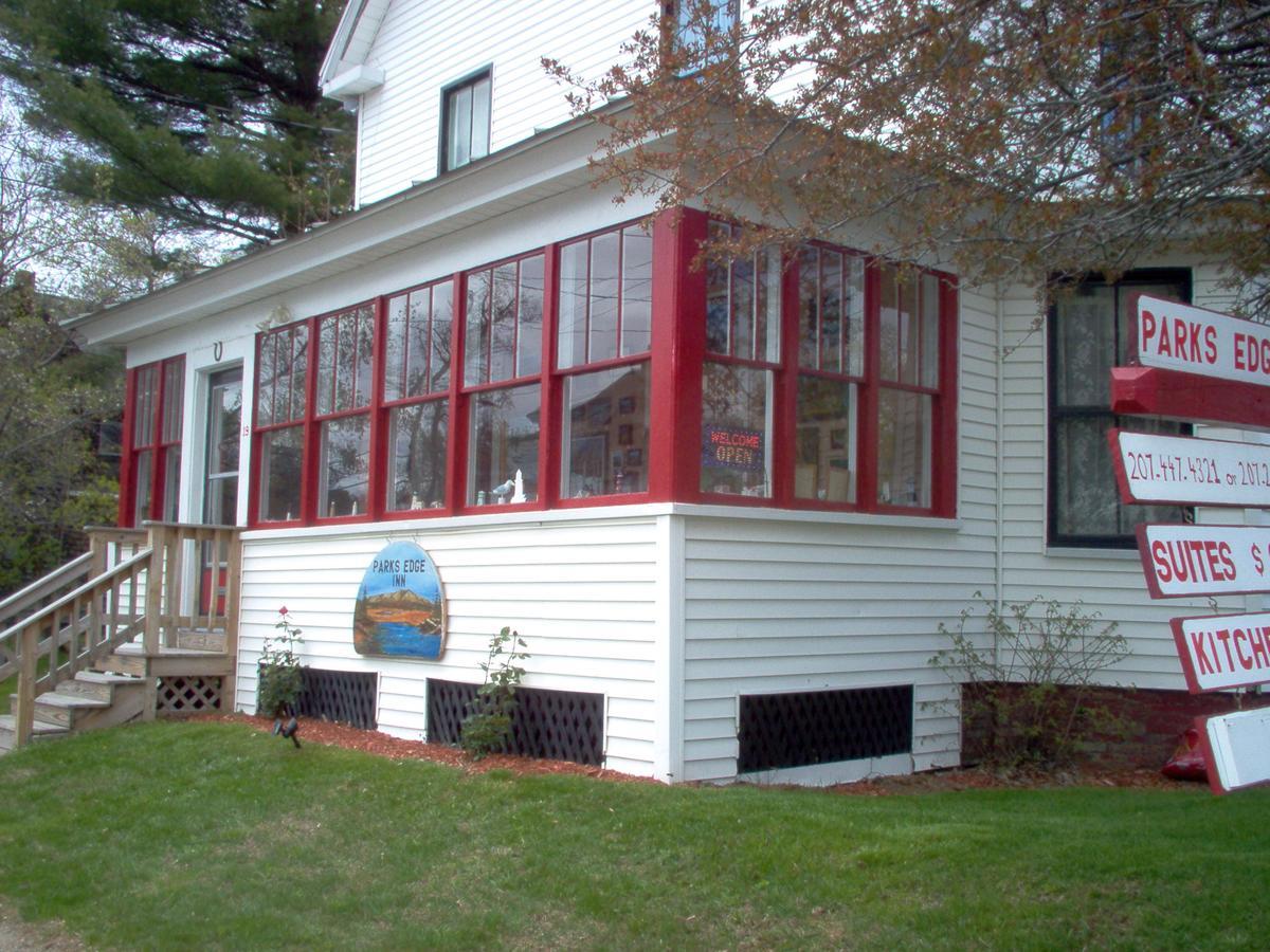 Parks Edge Inn Millinocket Extérieur photo